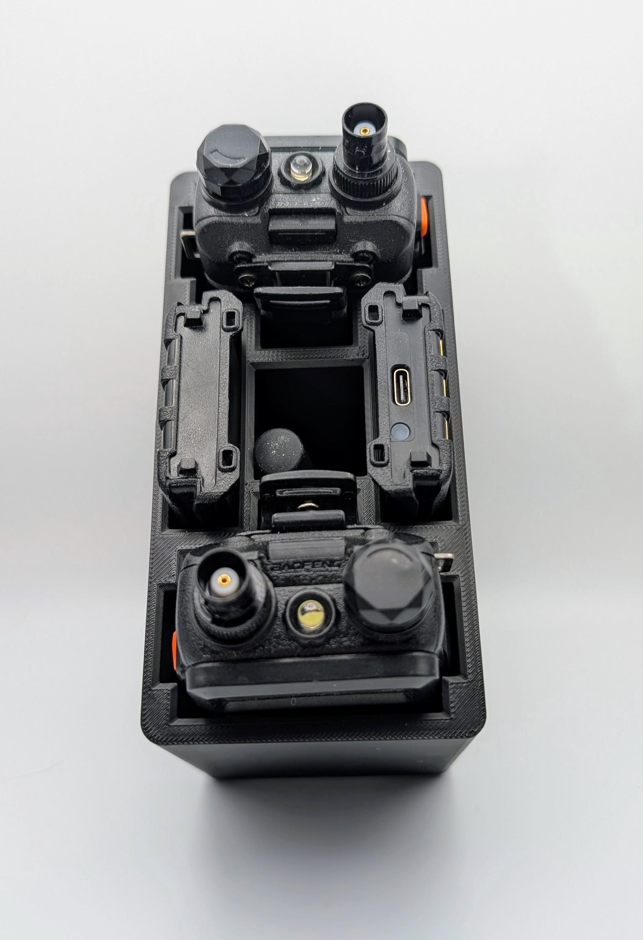 UV-5R Holder 50