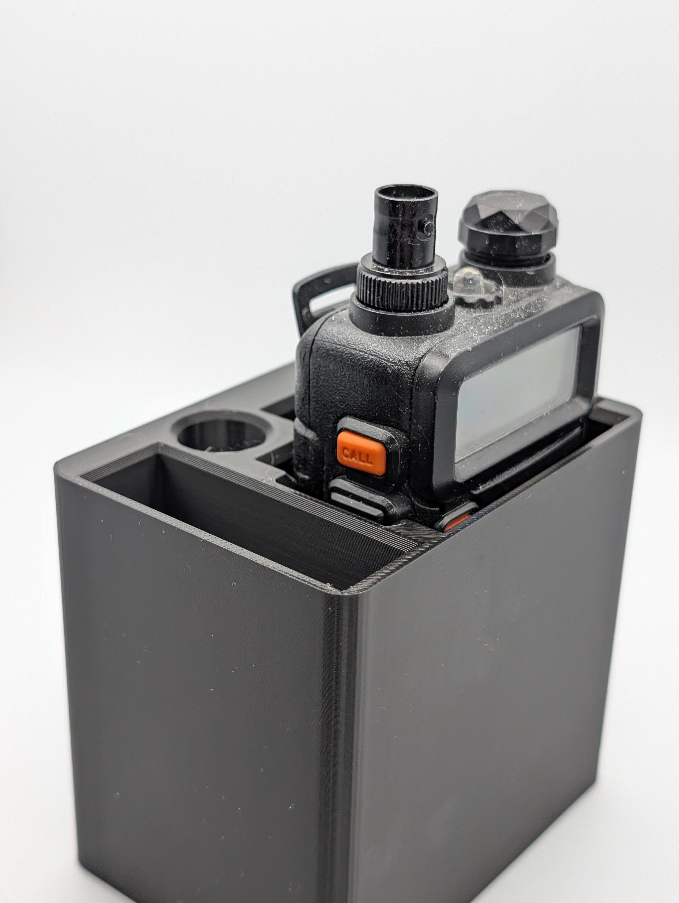 UV-5R Holder 30