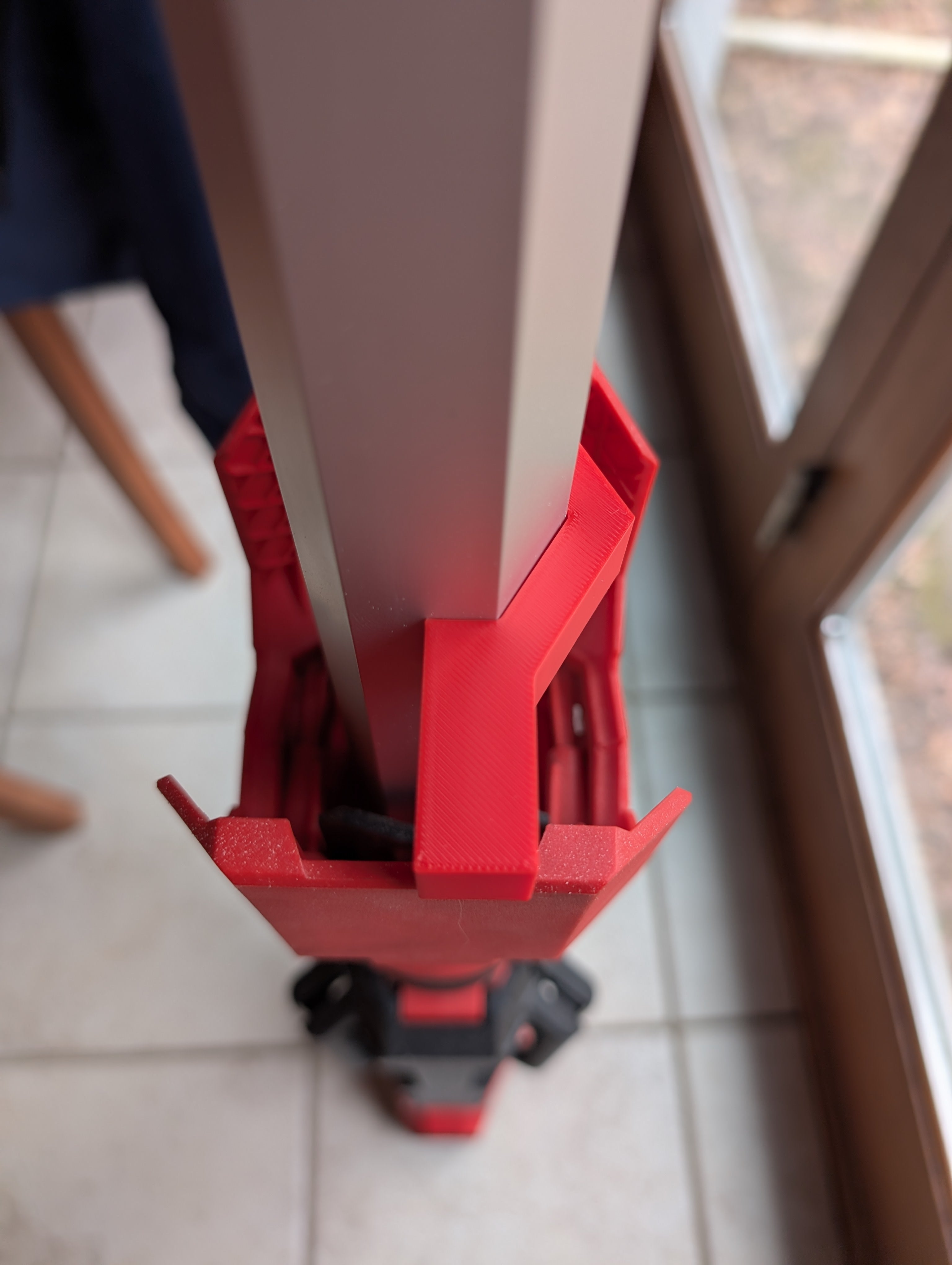 M12 light tower height adjustment tool